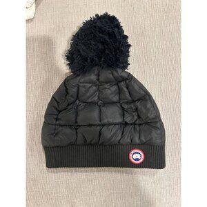 Canada Goose 6174L Quilted Puffer Pom Beanie Hat Black S/M Winter Warm Cap